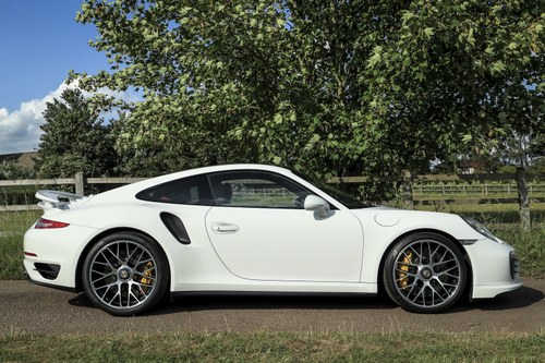 2014 Porsche 911 Turbo S 991 PDK Coupe Burmester Sound & Carbon A vendre