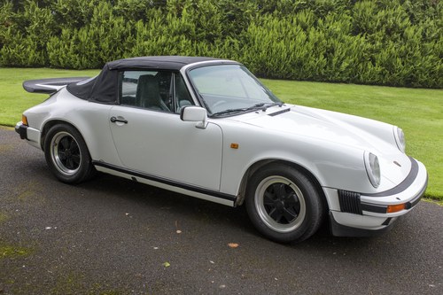 1986 PORSCHE 911 3.2 CARRERA CABRIOLET - AUCTION 23RD SEPT À venda em leilão