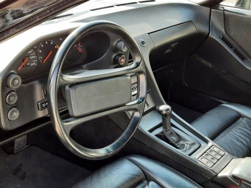 1987 Porsche 928 - 9