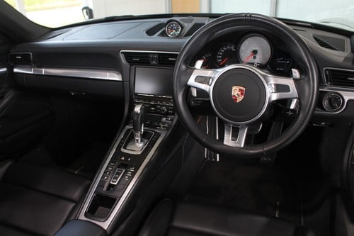 2012 Porsche 911 - 9
