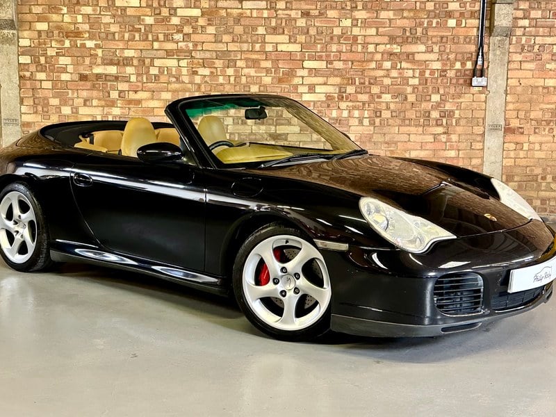 Porsche 996 Carrera 4S Cabriolet.