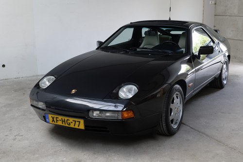 1990 Porsche 928 S4 Automatic