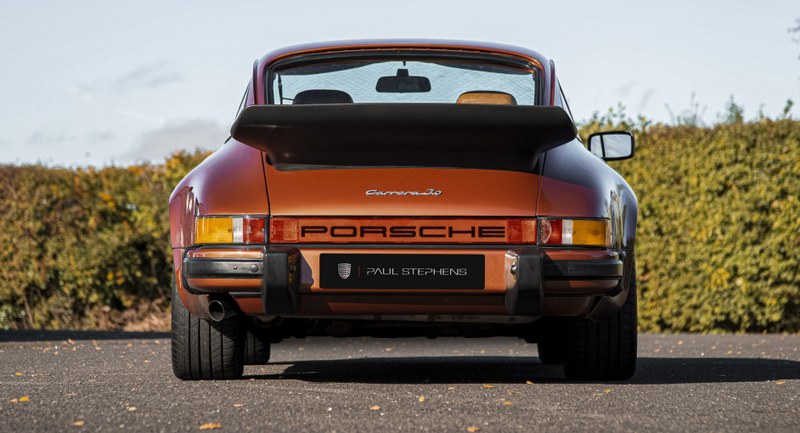 1977 Porsche 911 - 4