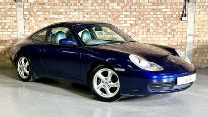 Porsche 996 Carrera in Lapis Blue