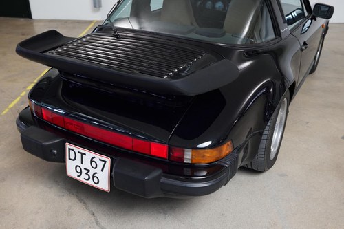 1988 Porsche 911 - 5