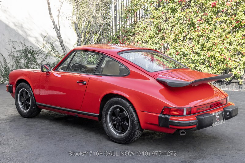 1976 Porsche - 4