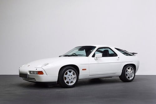 1988 Porsche 928 S4 SE - Very rare car - 1 of 42 For Sale