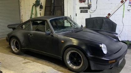 Covin bodied 911 turbo V8 Powered