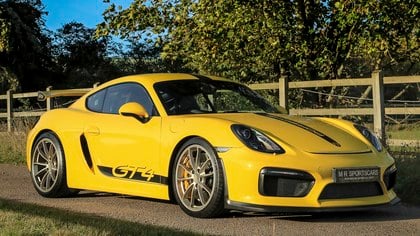 Porsche Cayman GT4 Clubsport 981 with Every Factory Option