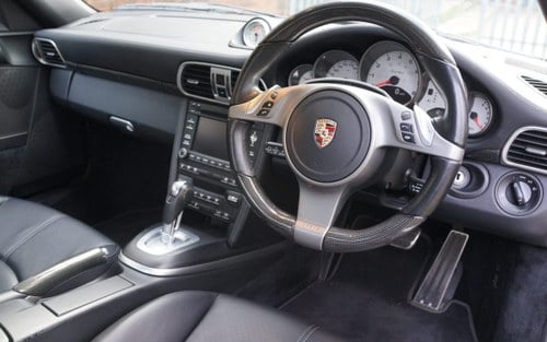 2010 Porsche 911 - 6