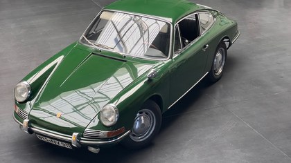 Very early 1965 Porsche 911