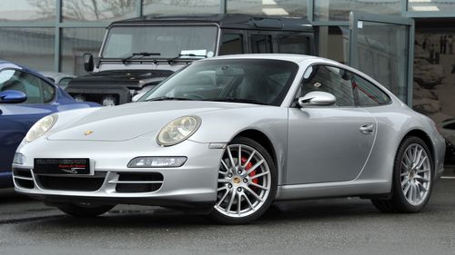 Picture of 2004 (2005 MY) Porsche 997 (911) Carrera 2 S Tiptronic S coupe - For Sale