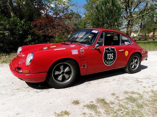 1968 Porsche 911 - 2