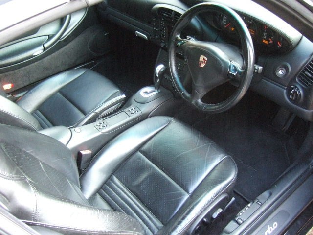 2003 Porsche 911 - 7
