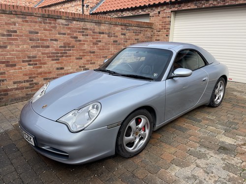 2002 Porsche 911 - 9