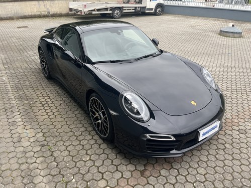 2015 Porsche 911 - 5