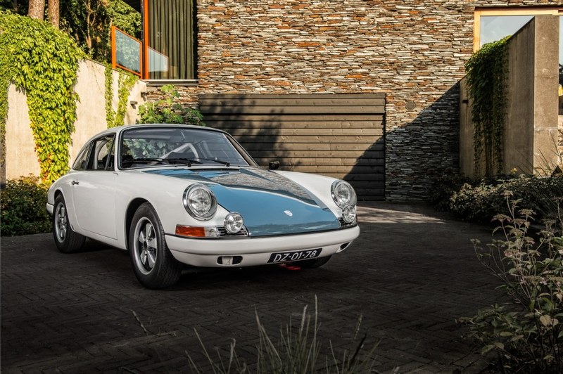 1967 Porsche 911 - 4