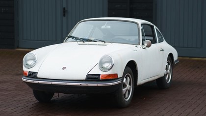 PORSCHE 912 Coupe late 1965 early 66 model
