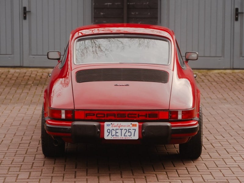 1975 Porsche 911 - 4