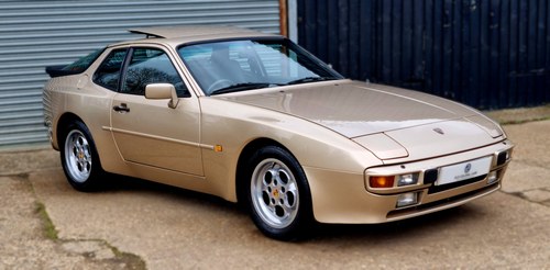 1985 Porsche 944 2.5 - ONLY 43,000 MILES - Ready to win shows For Sale