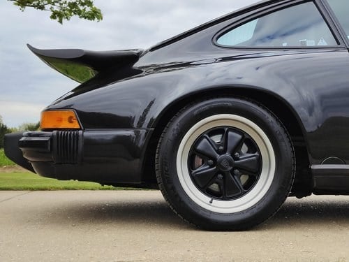 1987 Porsche 911 - 7