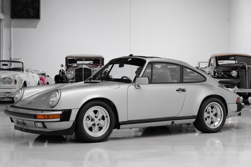 1989 PORSCHE 911 CARRERA 3.2 25TH ANNIVERSARY SUNROOF COUPE SOLD