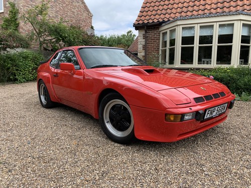 Porsche 924 Carrera GT tribute