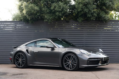 2022 Porsche 911 (992) TURBO S VENDIDO