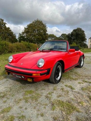 PORSCHE 911 SC - 1983 À venda