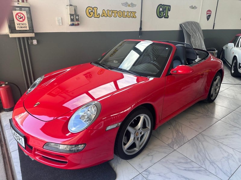 2006 Porsche 911 - 1 2006 Porsche 911 - 1