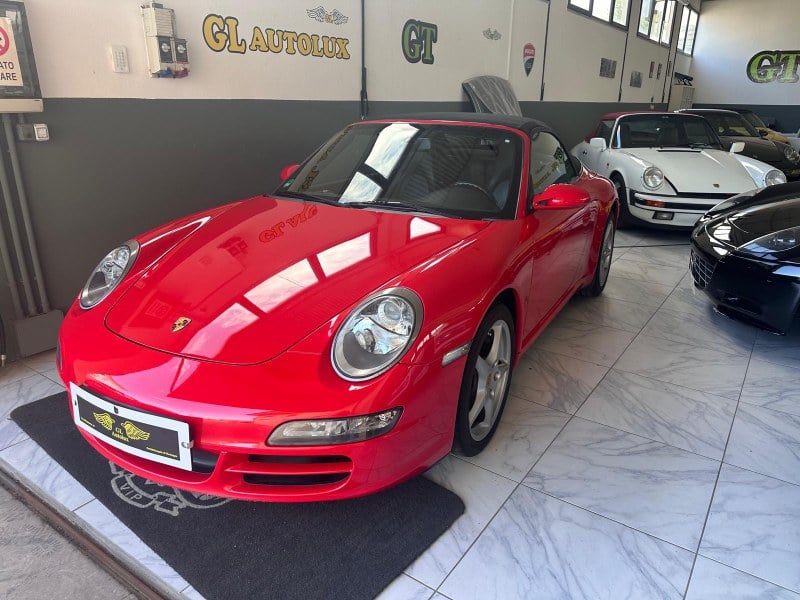 2006 Porsche 911 - 2 2006 Porsche 911 - 2