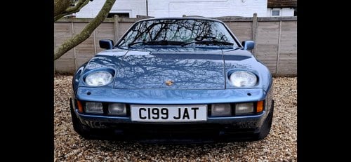 1986 Porsche 928 S2
