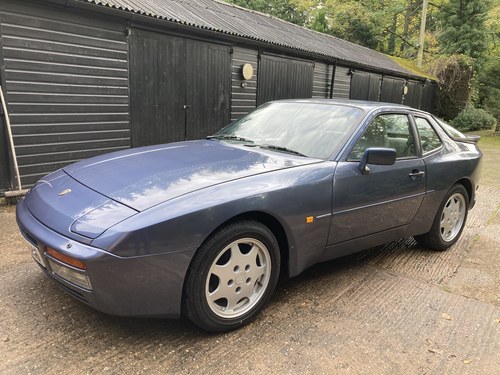 1989 Porsche 944 S2