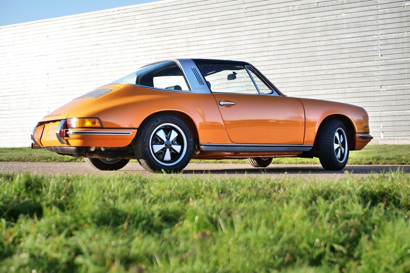 1970 Porsche 911 - 2 1970 Porsche 911 - 2