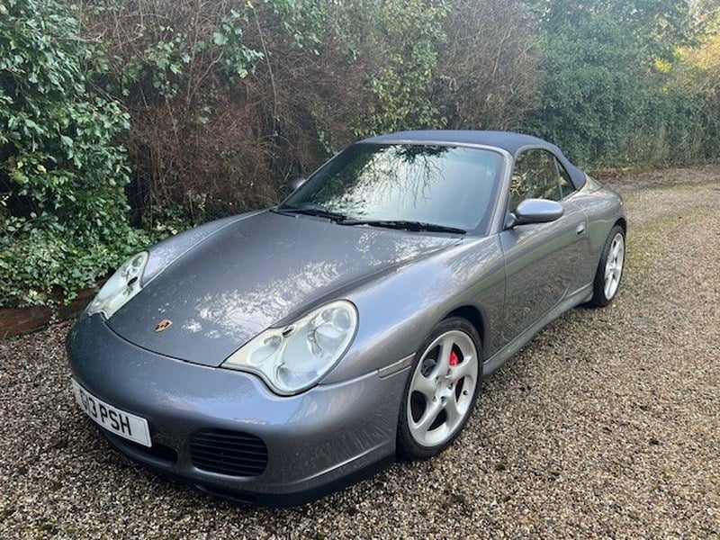 Rapid Classics: Eine Suche. Alle Oldtimer. 25 » Rapid Classics: Eine Suche. Alle Oldtimer. 2004 Porsche 911 996 Carrera 4S