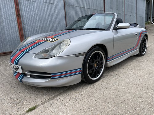 1999 Porsche Carrera 4 Stunning low mileage SÅLD