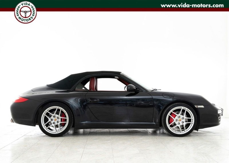 2009 Porsche 911 - 2 2009 Porsche 911 - 2