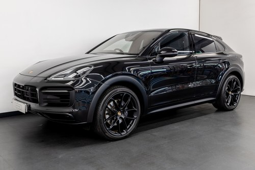 PORSCHE CAYENNE 3.0 V6 -HYBRID COUPE 2023 - £40,000 OF SPEC For Sale