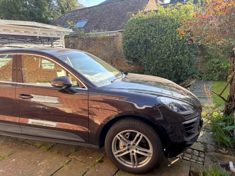 Rapid Classics: Eine Suche. Alle Oldtimer. 7 » Rapid Classics: Eine Suche. Alle Oldtimer. 2014 Porsche Macan S
