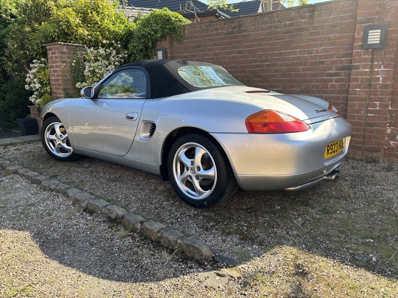 Rapid Classics: Eine Suche. Alle Oldtimer. 27 » Rapid Classics: Eine Suche. Alle Oldtimer. Porsche Boxster 2.5 986 1997