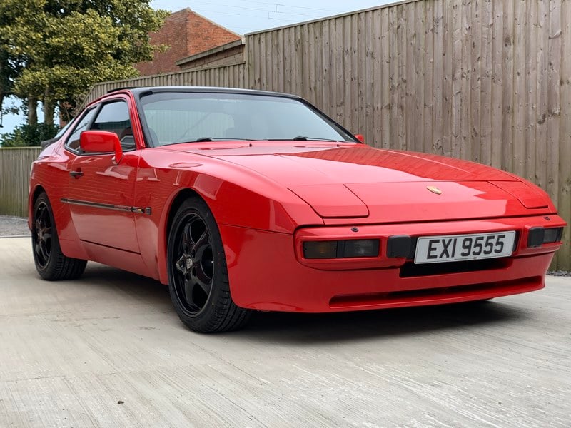 Rapid Classics: Eine Suche. Alle Oldtimer. 8 » Rapid Classics: Eine Suche. Alle Oldtimer. 1984 Porsche 944