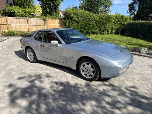1990 Porsche 944 S2