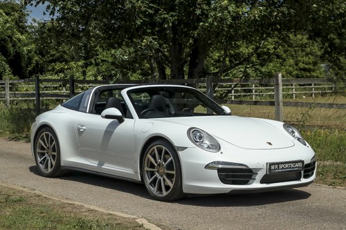 2015 Porsche 911 Targa 991 Just 7k miles & Special Order Car Kaufen Bei