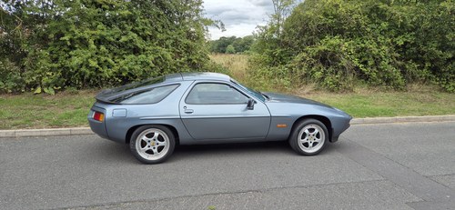 1984 Porsche 928 S Manual