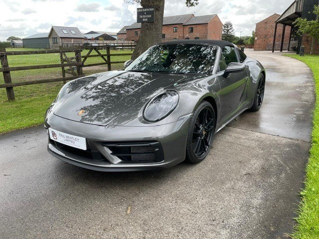 2023 Porsche 911 - 1 2023 Porsche 911 - 1