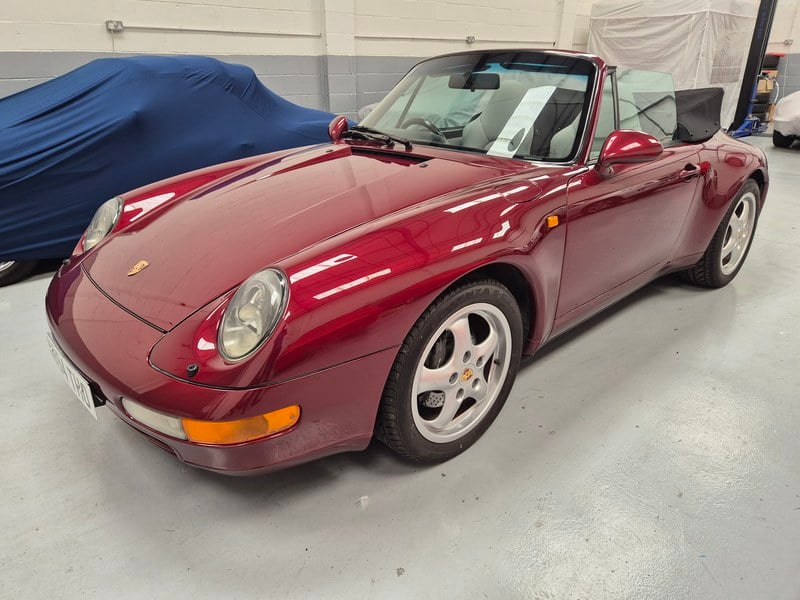 Beautiful 993 C2 Cabriolet Manual