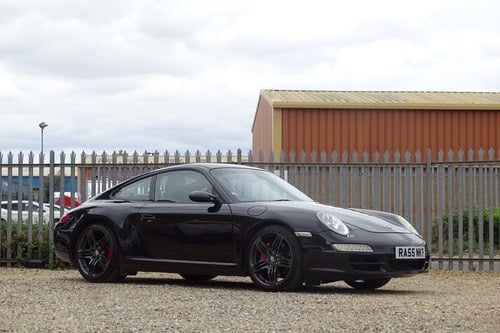 2005 Porsche 911 Carrera 4S Zu verkaufen durch Auktion