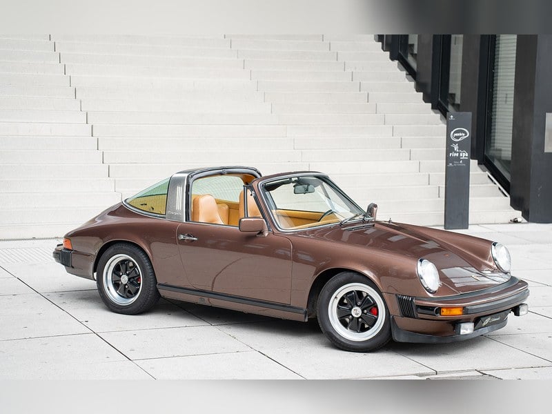 Porsche 911 targa 2.7 - Engine overhauled!
