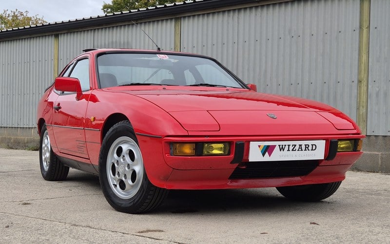 1986 Porsche 924 - 1 1986 Porsche 924 - 1