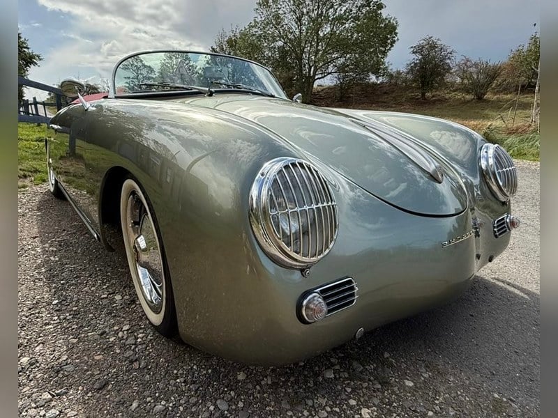 Pilgrim Speedster 1968 Chassis Stunning!